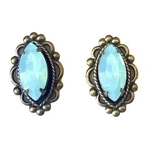Vintage Austrian Crystal Stud Earrings!